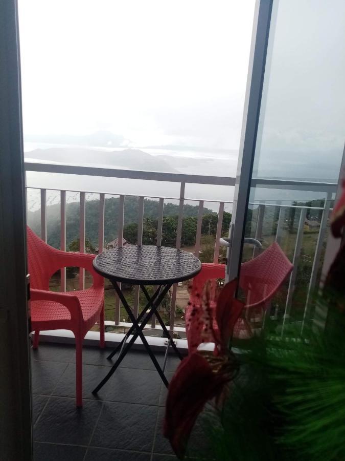 Holy Family Condo At Wind Residences,Tagaytay Tagaytay City Kültér fotó
