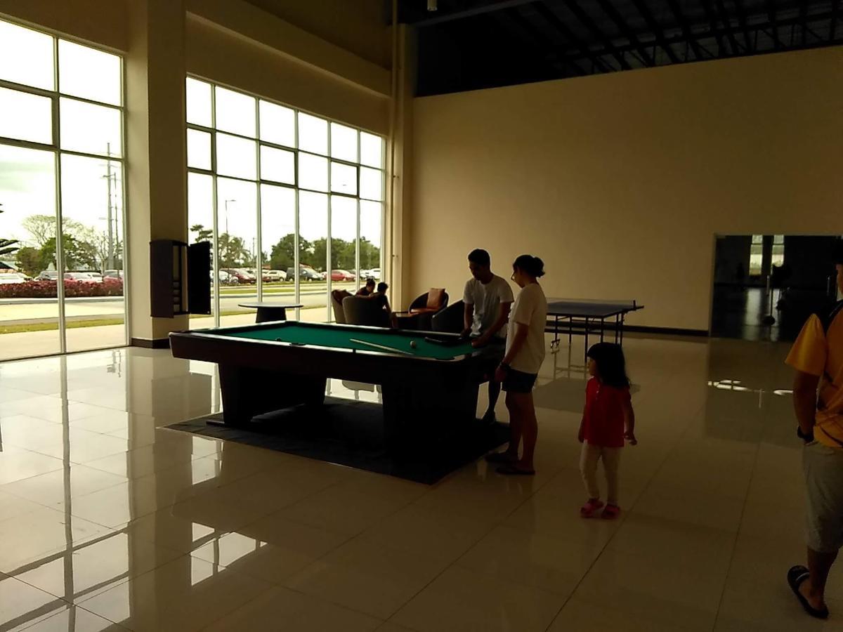 Holy Family Condo At Wind Residences,Tagaytay Tagaytay City Kültér fotó